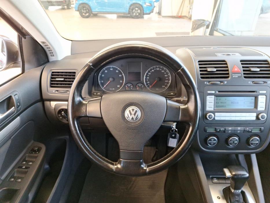 VOLKSWAGEN Jetta 2007