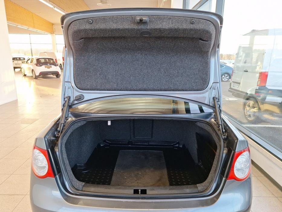 VOLKSWAGEN Jetta 2007