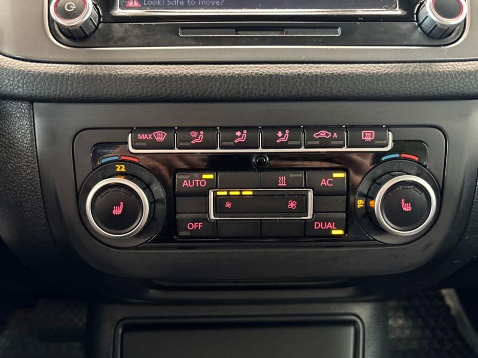 VOLKSWAGEN Tiguan 2010