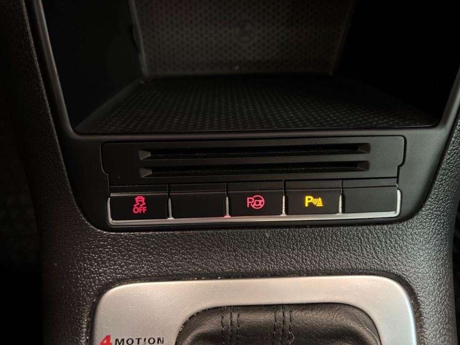 VOLKSWAGEN Tiguan 2010