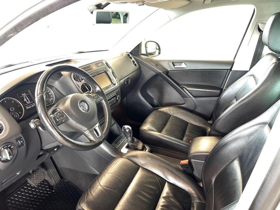 VOLKSWAGEN Tiguan 2010