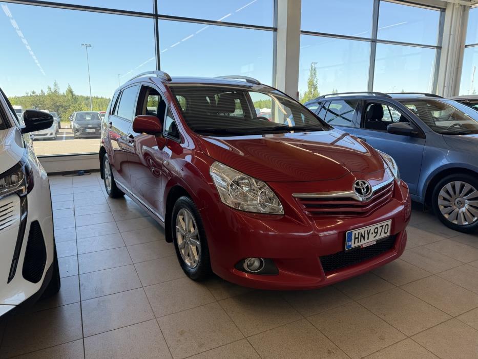 TOYOTA Verso 2010