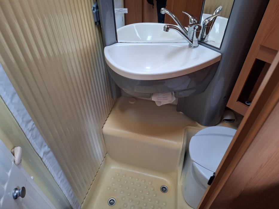 DETHLEFFS Globe R 2009