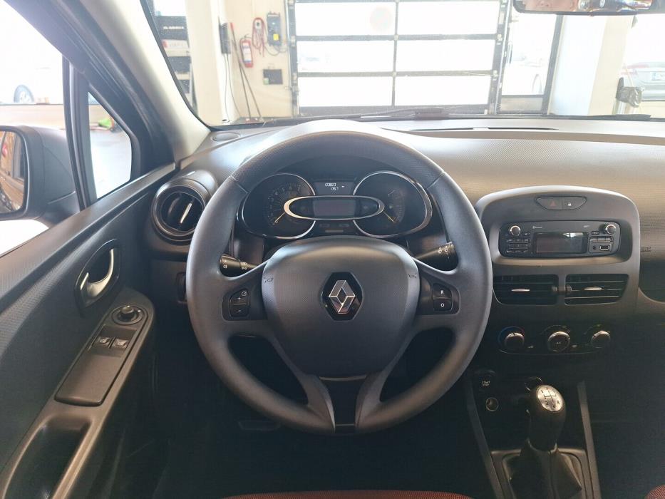 RENAULT Clio 2015