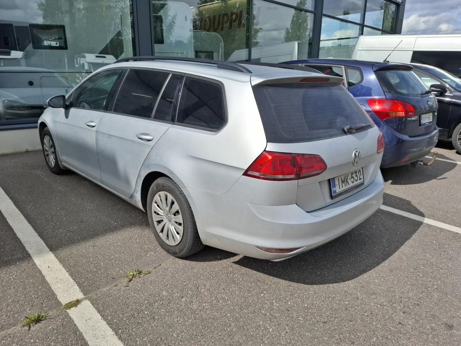 VOLKSWAGEN Golf 2014