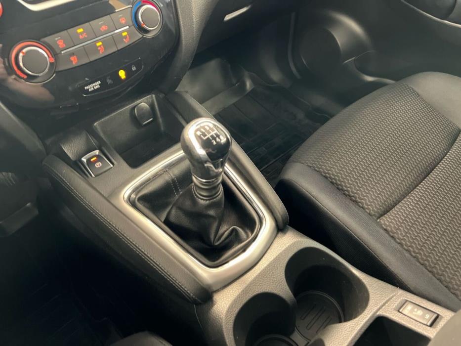 NISSAN Qashqai 2014