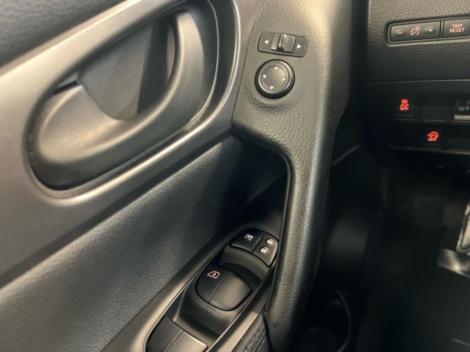 NISSAN Qashqai 2014