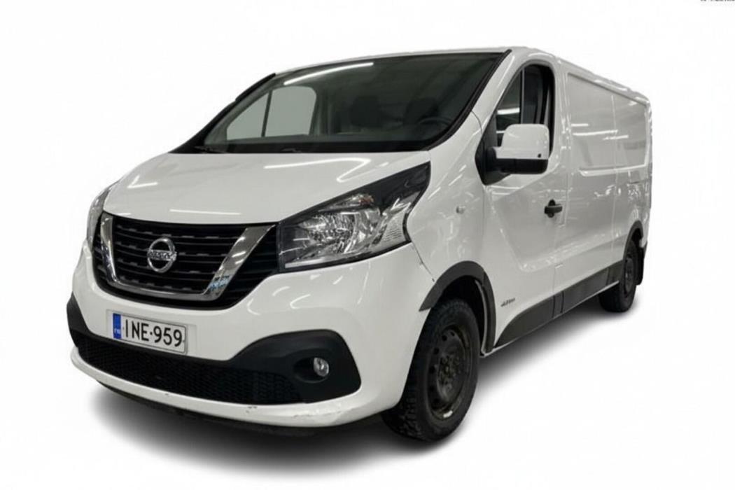 NISSAN NV300 2016