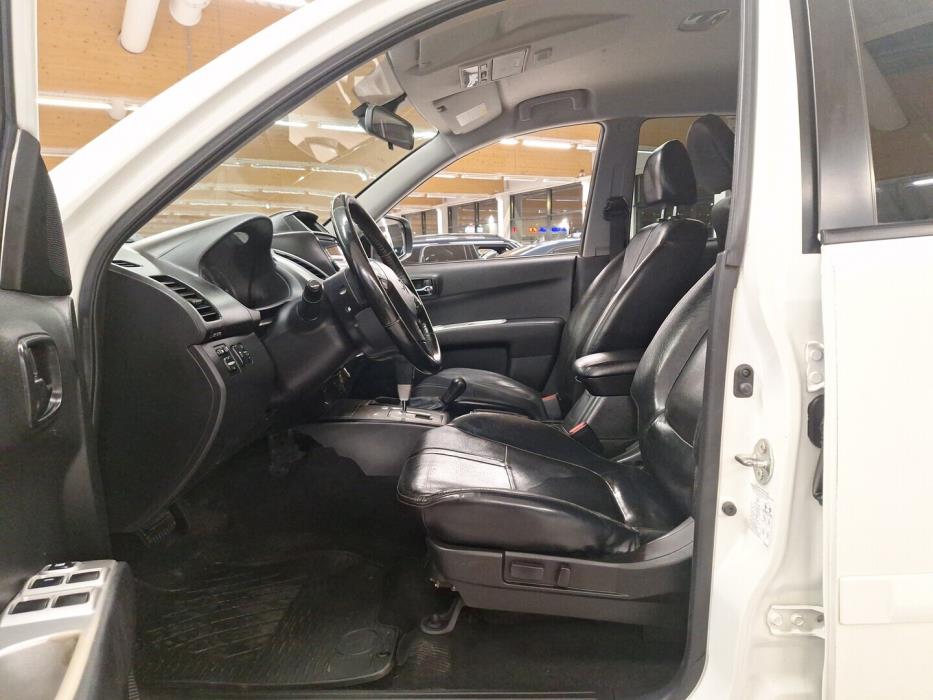 MITSUBISHI L200 2014