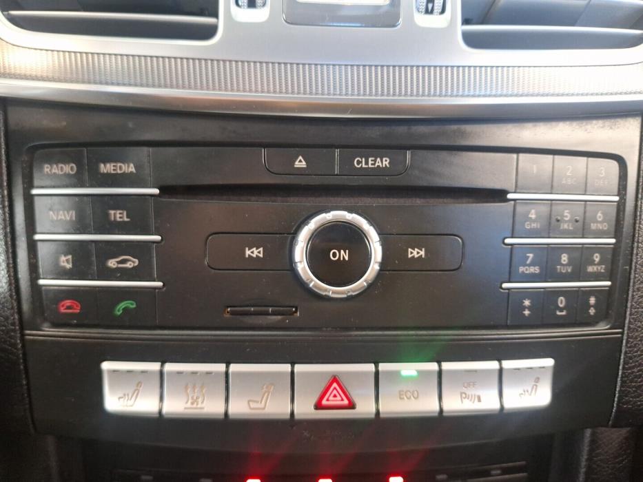 MERCEDES-BENZ E 2015