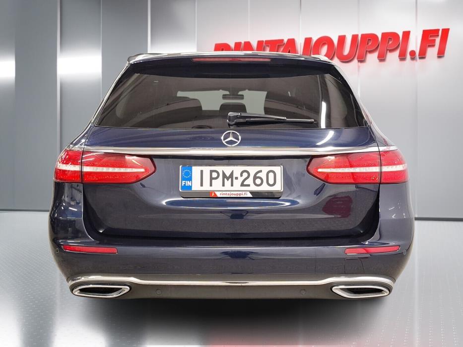 MERCEDES-BENZ E 2018