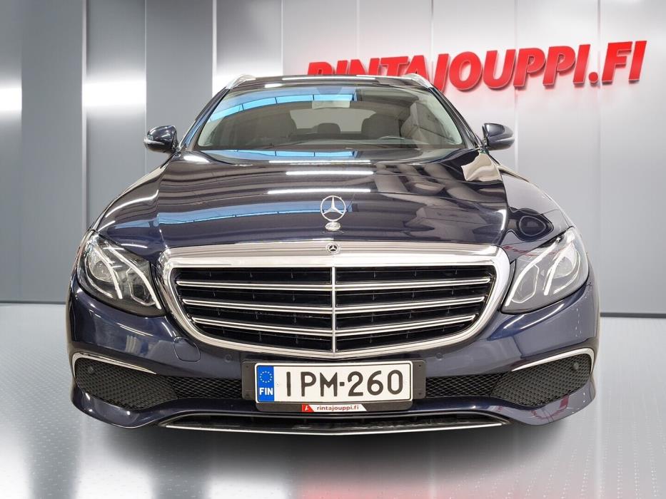 MERCEDES-BENZ E 2018