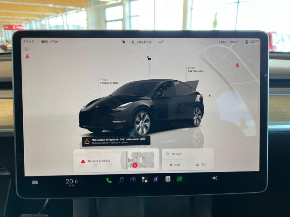 TESLA Model Y 2023