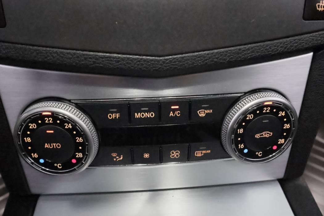 MERCEDES-BENZ C 2010