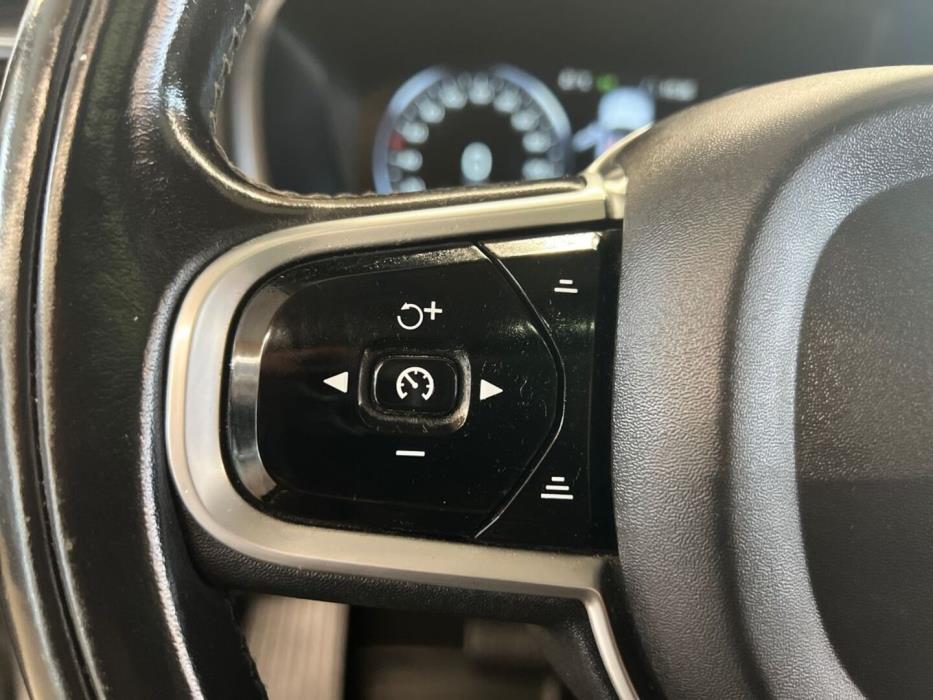 VOLVO XC90 2016