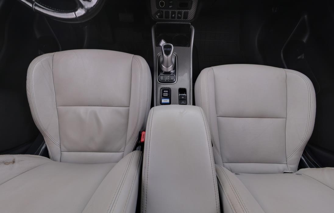 MITSUBISHI Outlander PHEV 2019