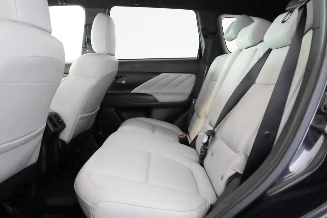 MITSUBISHI Outlander PHEV 2019