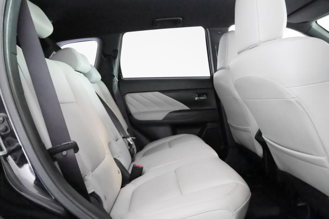 MITSUBISHI Outlander PHEV 2019