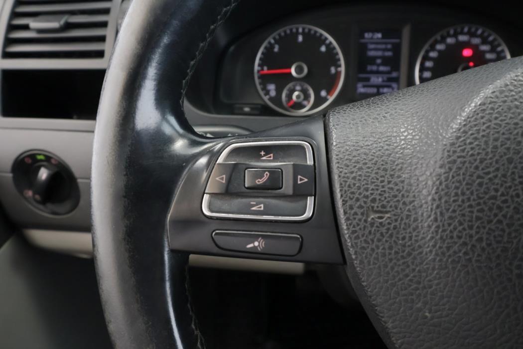 VOLKSWAGEN Transporter 2011