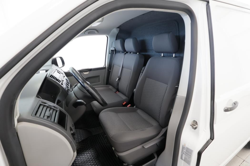 VOLKSWAGEN Transporter 2011