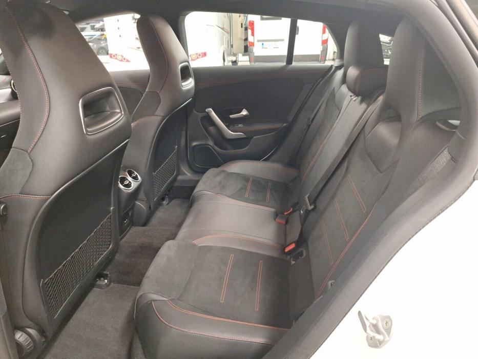 MERCEDES-BENZ CLA 2021