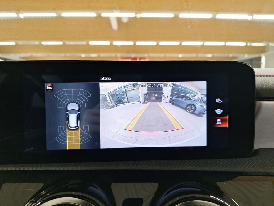 MERCEDES-BENZ CLA 2021