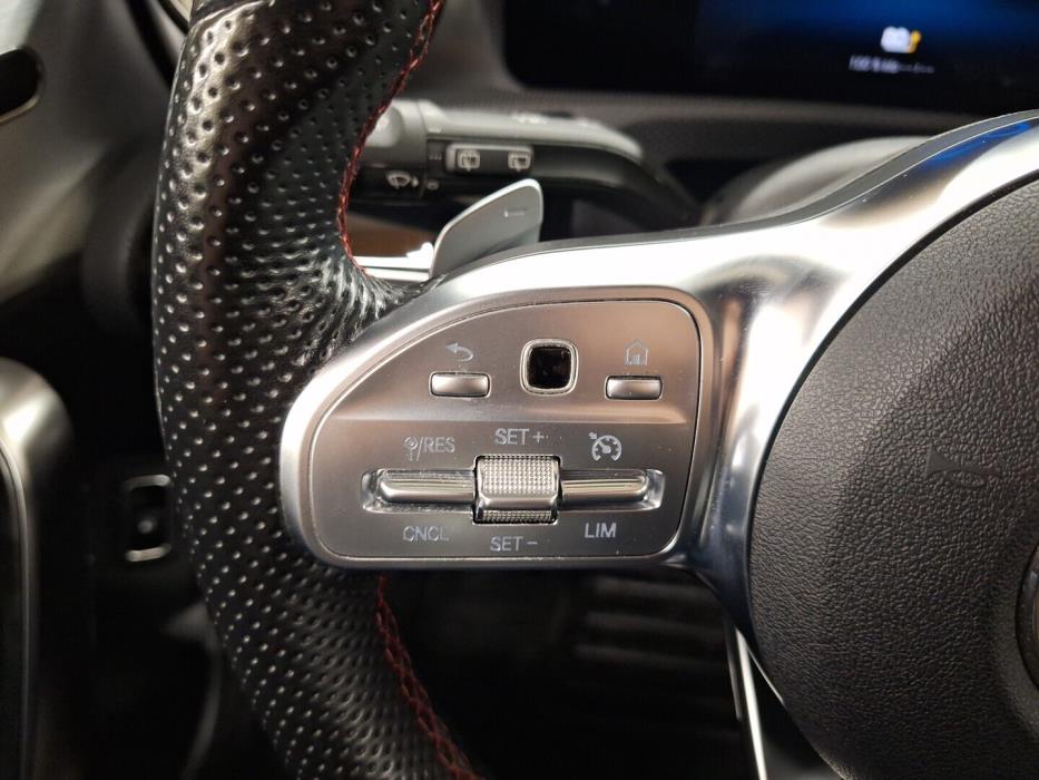 MERCEDES-BENZ CLA 2021