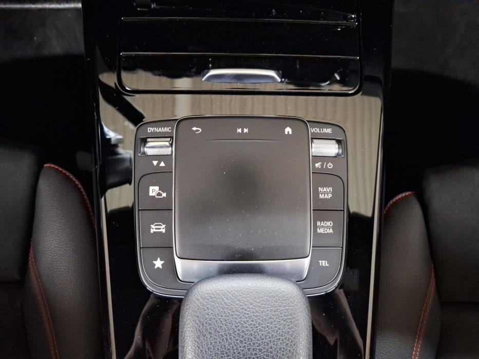 MERCEDES-BENZ CLA 2021