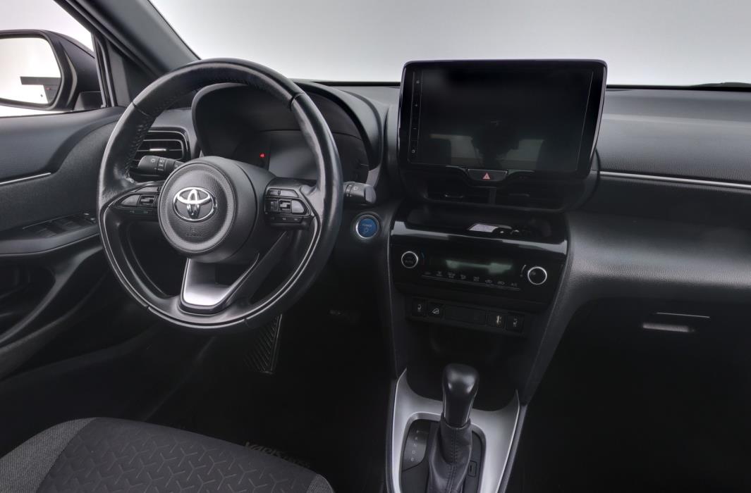 TOYOTA Yaris Cross 2022