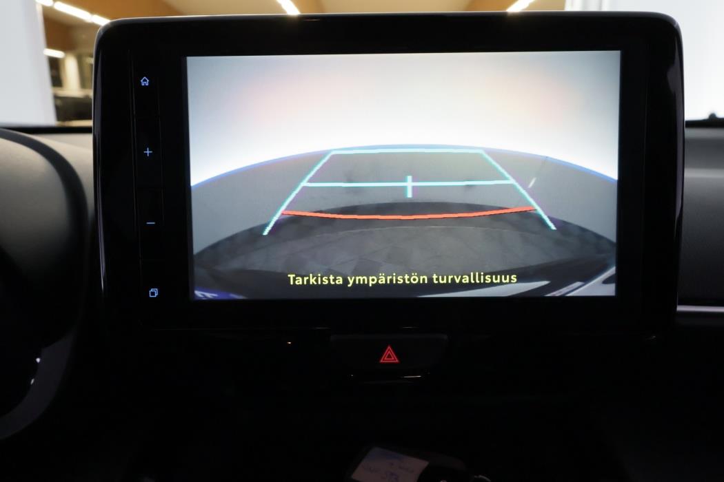 TOYOTA Yaris Cross 2022