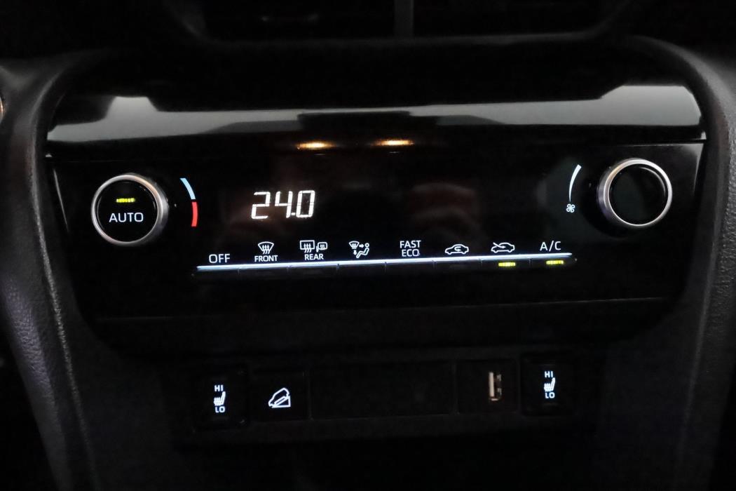 TOYOTA Yaris Cross 2022