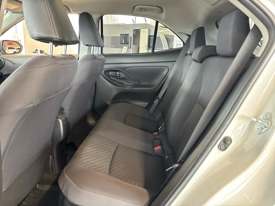 TOYOTA Yaris Cross 2025