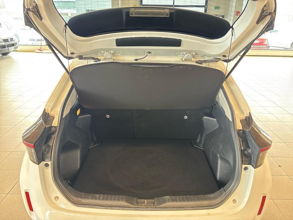 TOYOTA Yaris Cross 2025