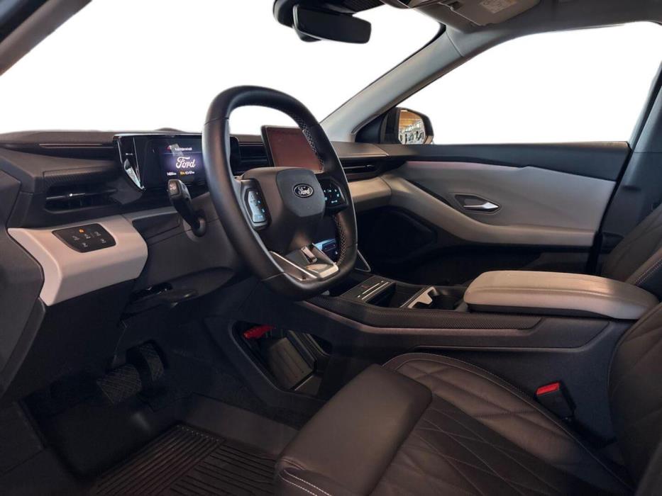 FORD Explorer 2025