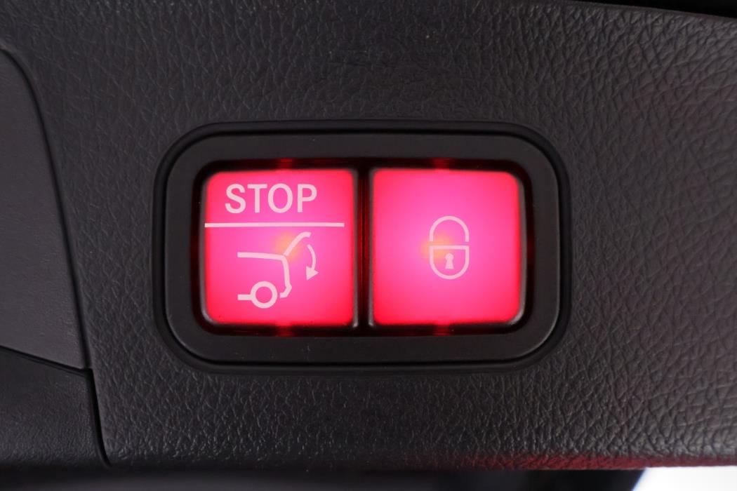 MERCEDES-BENZ EQA 2022