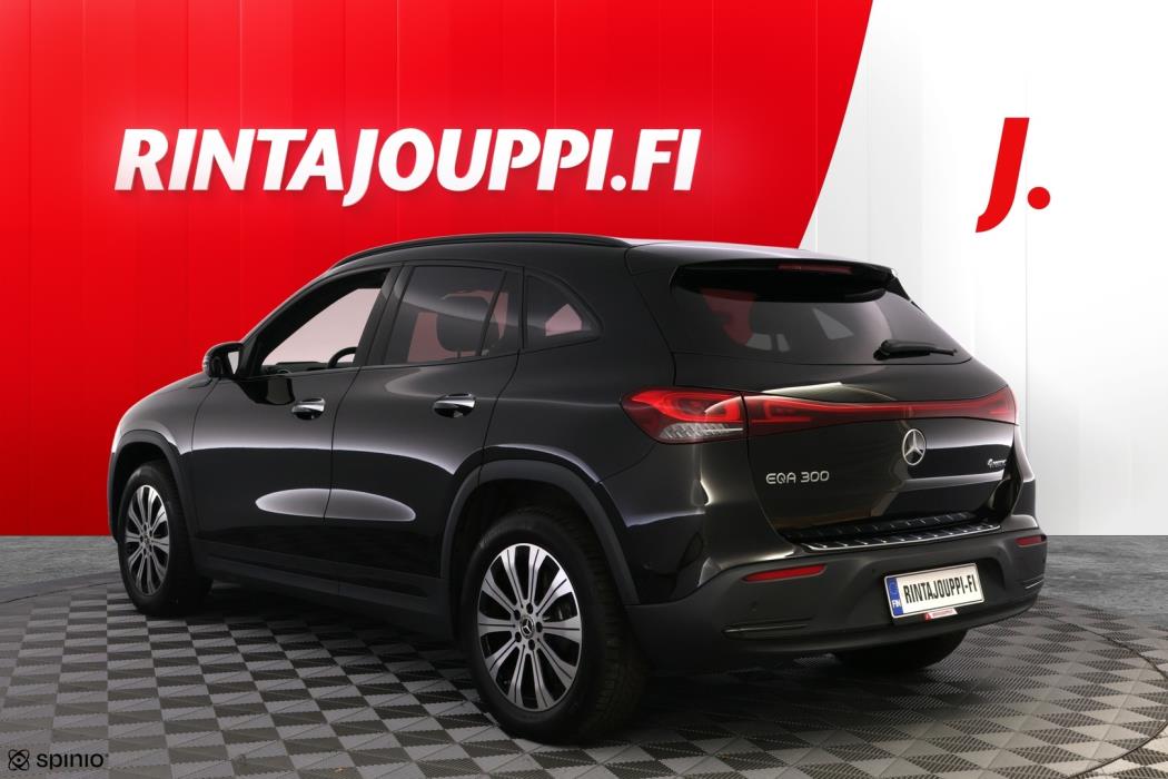 MERCEDES-BENZ EQA 2022