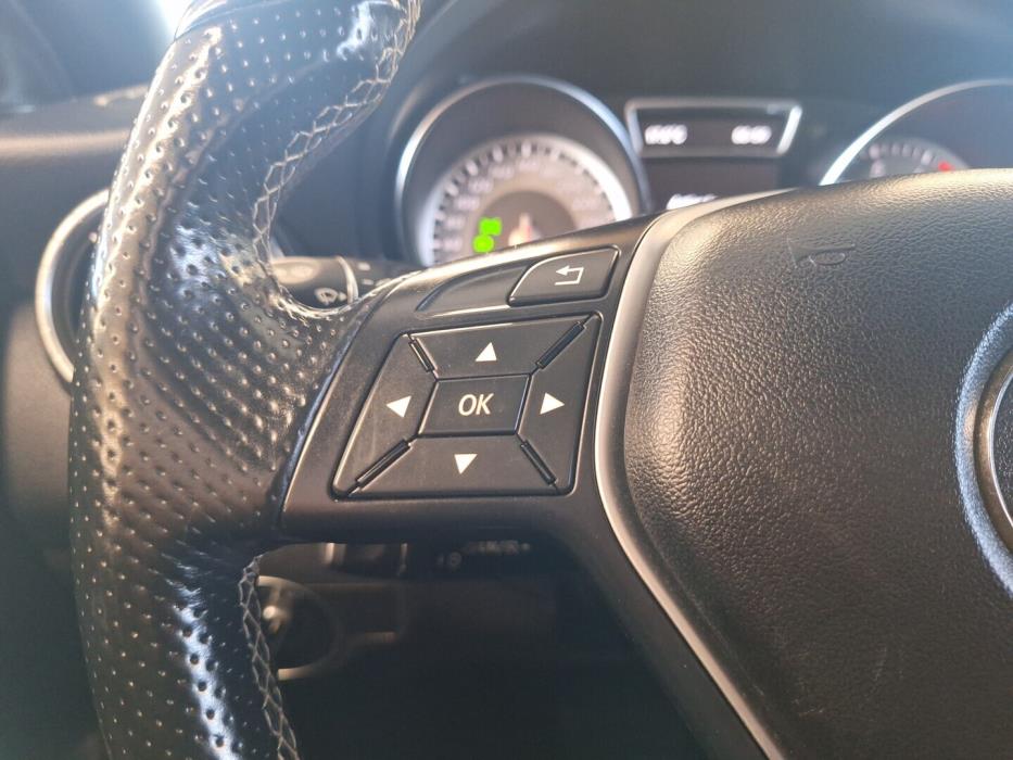 MERCEDES-BENZ CLA 2014