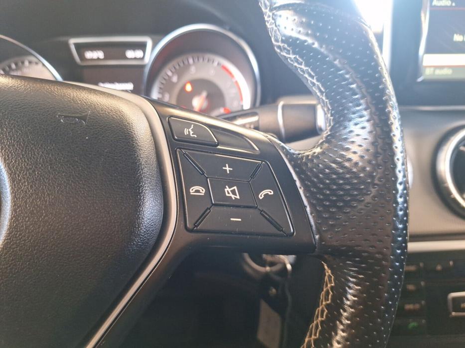 MERCEDES-BENZ CLA 2014