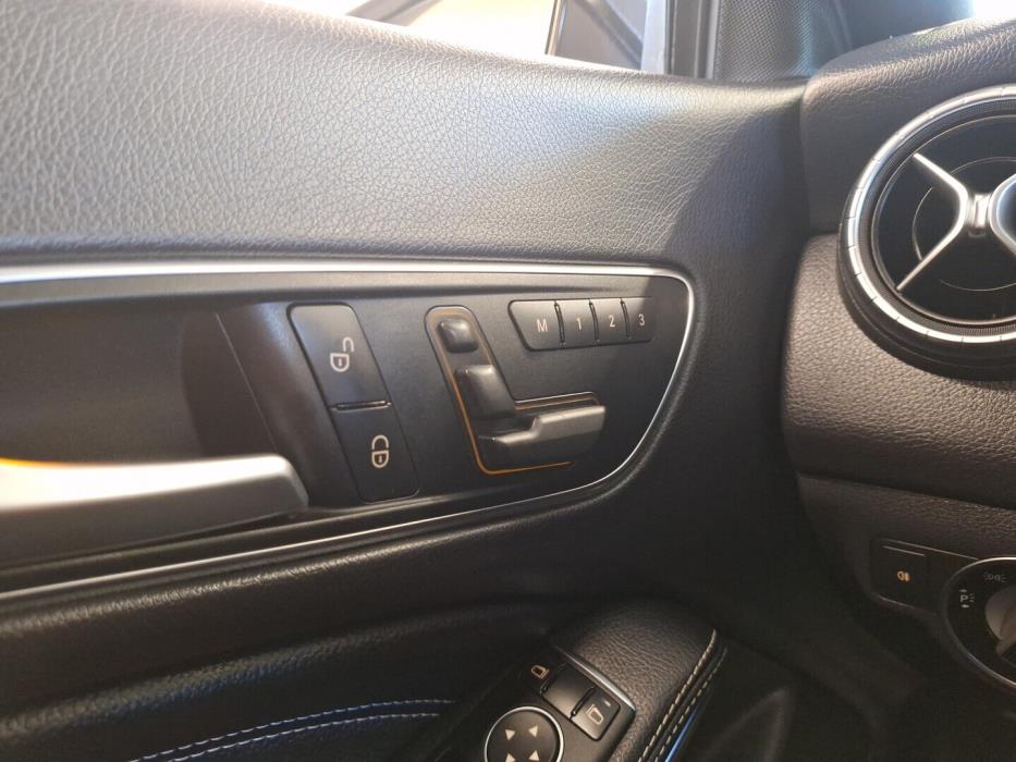 MERCEDES-BENZ CLA 2014