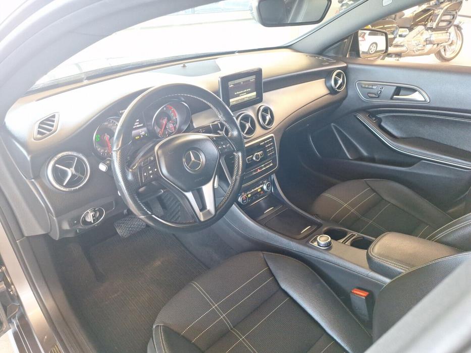 MERCEDES-BENZ CLA 2014