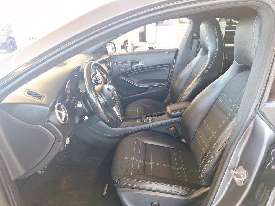 MERCEDES-BENZ CLA 2014