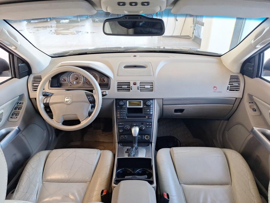 VOLVO XC90 2005