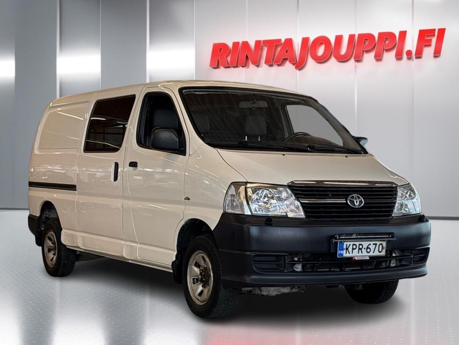 TOYOTA Hiace 2011