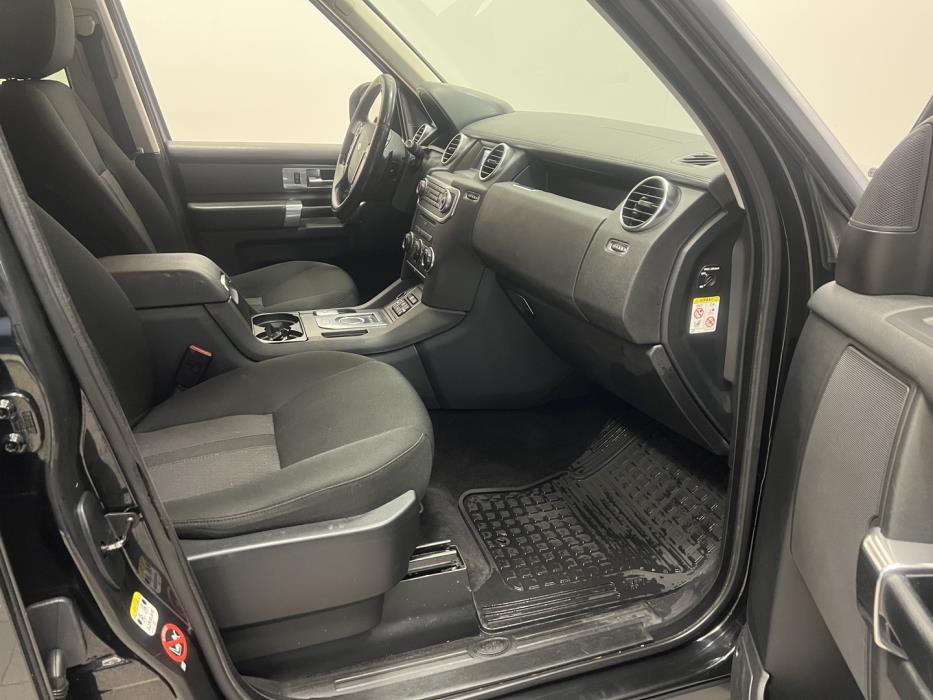 LAND ROVER Discovery 2016