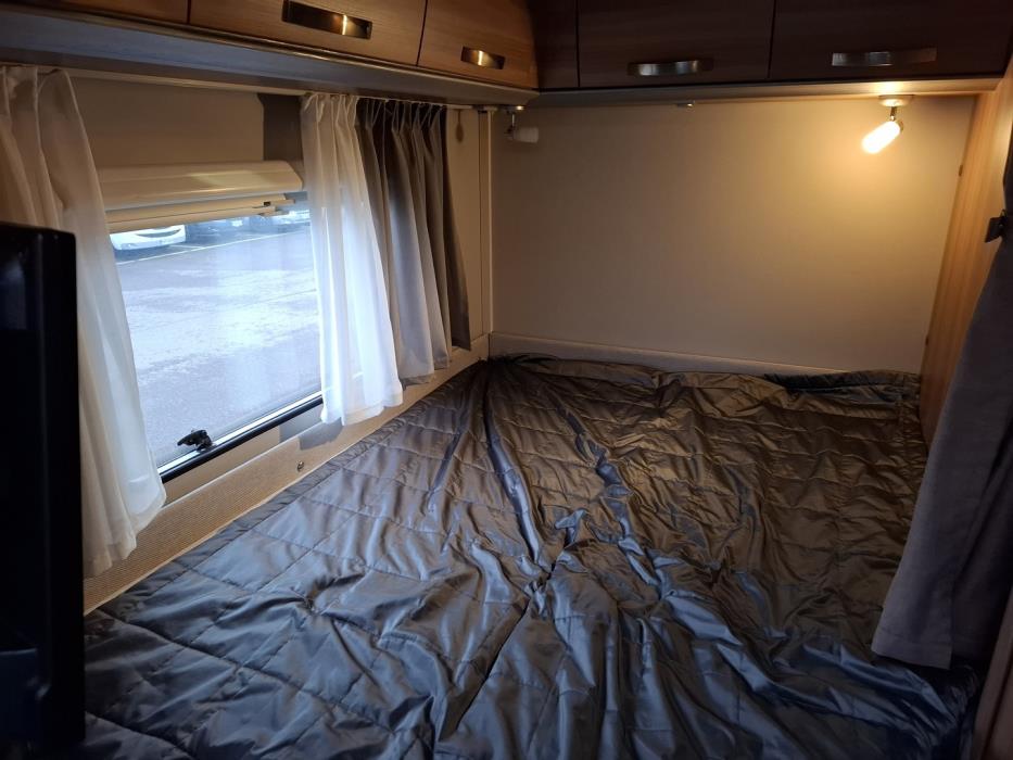 WEINSBERG Caraloft 700 2020