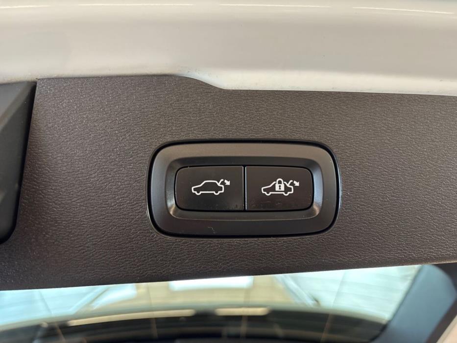 VOLVO V60 2021