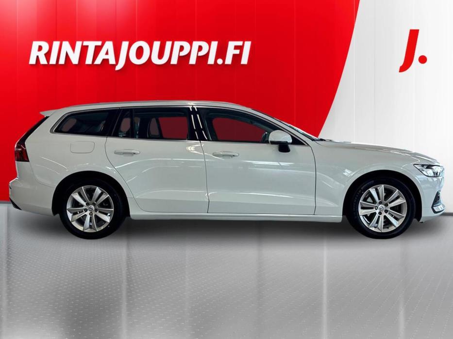 VOLVO V60 2021