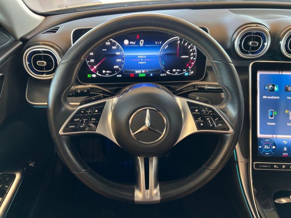 MERCEDES-BENZ C 2023