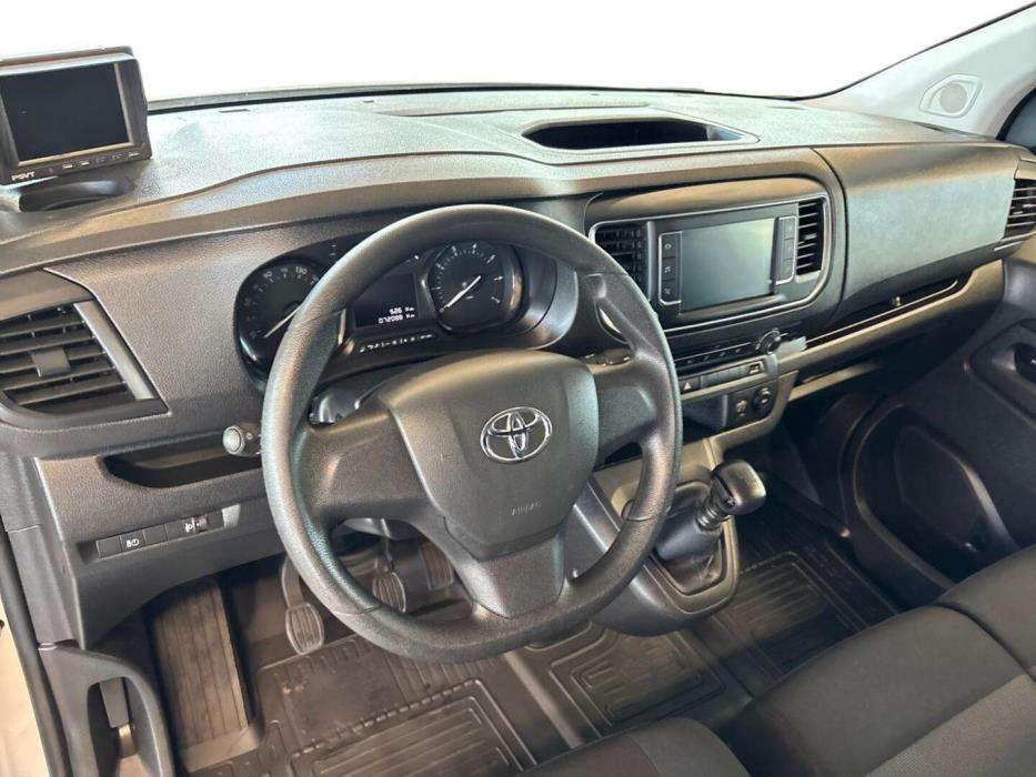 TOYOTA Proace 2023