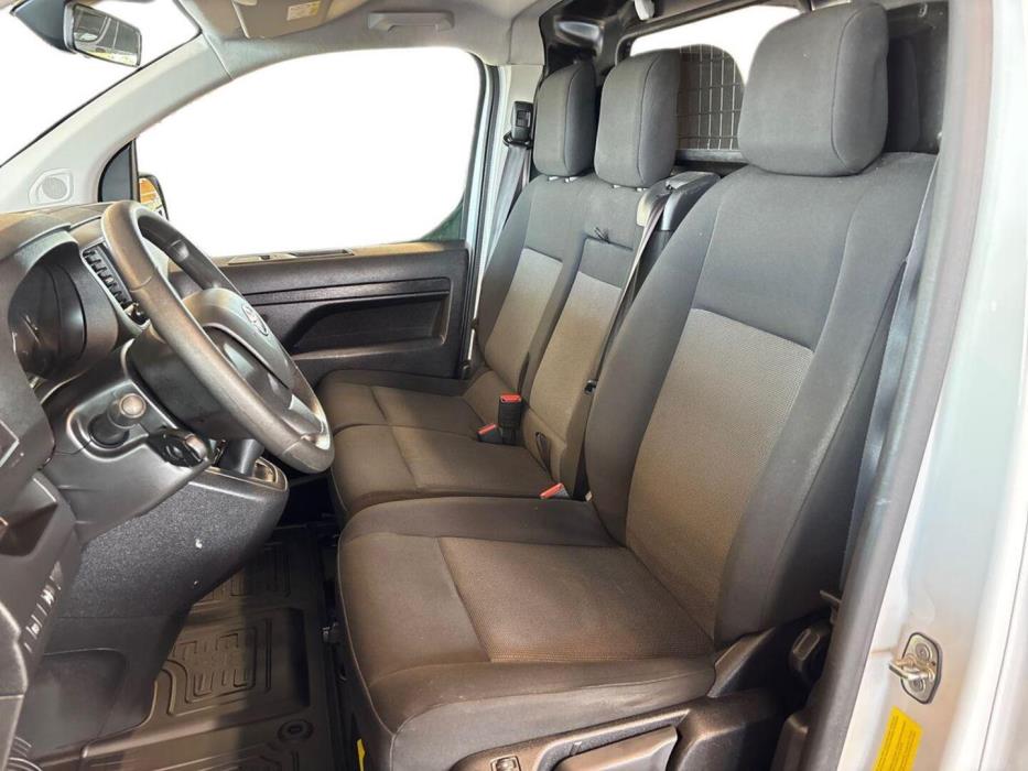 TOYOTA Proace 2023